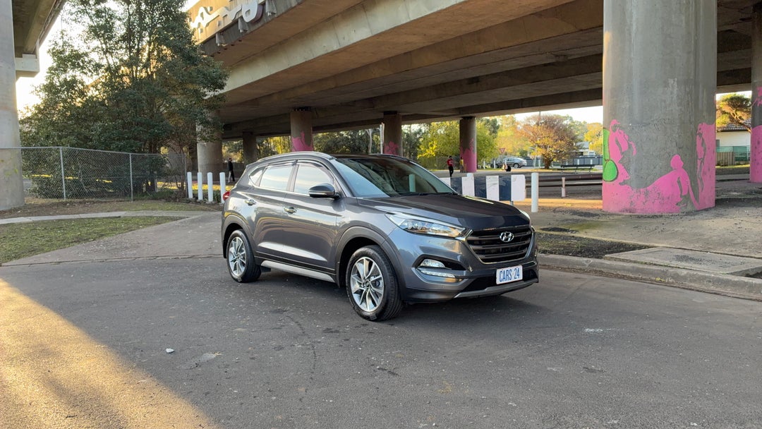 Right Front Diagonal (45- Degree) View