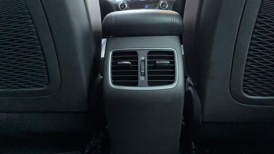 Rear A/C Vent