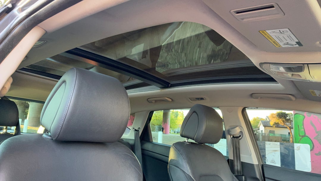 Interior Sunroof/Moonroof