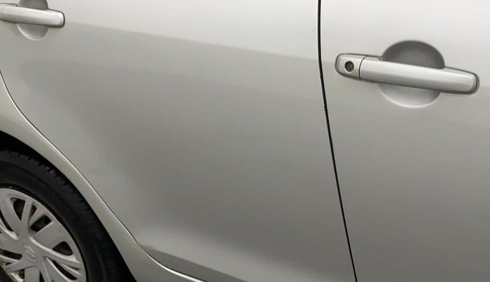 2016 Maruti Swift VDI ABS, Diesel, Manual, 95,343 km, Right rear door - Minor scratches