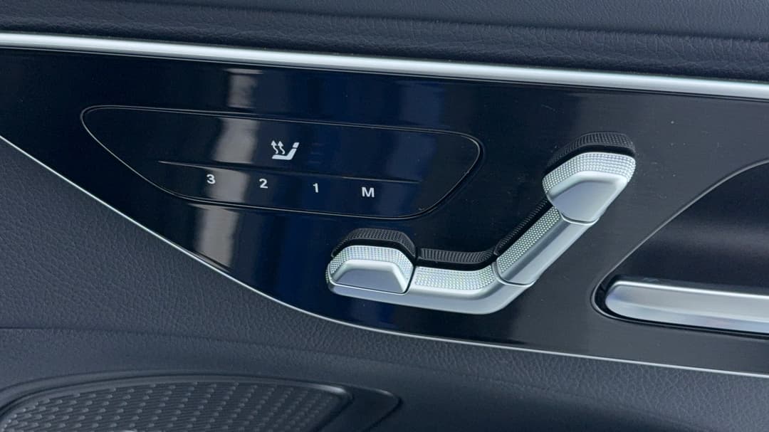 2023 Mercedes-benz C300 Mhev, Automatic, 40004 km, Drivers Side Adjustment Panel