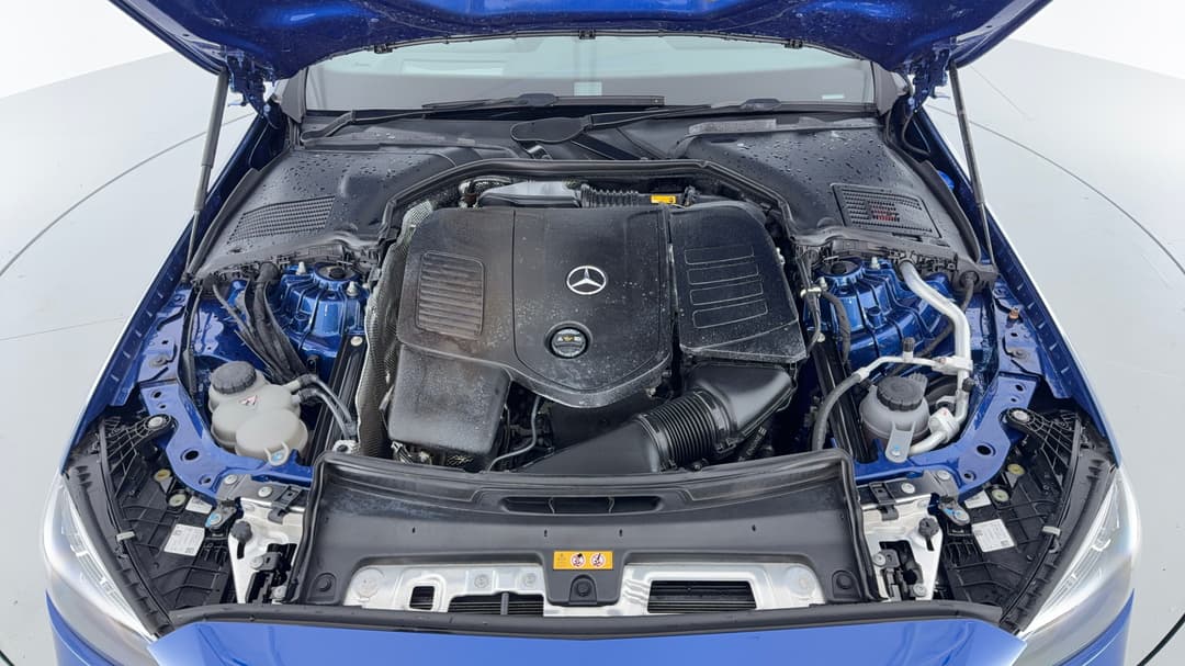2023 Mercedes-benz C300 Mhev, Automatic, 40004 km, Open Bonnet (Engine)
