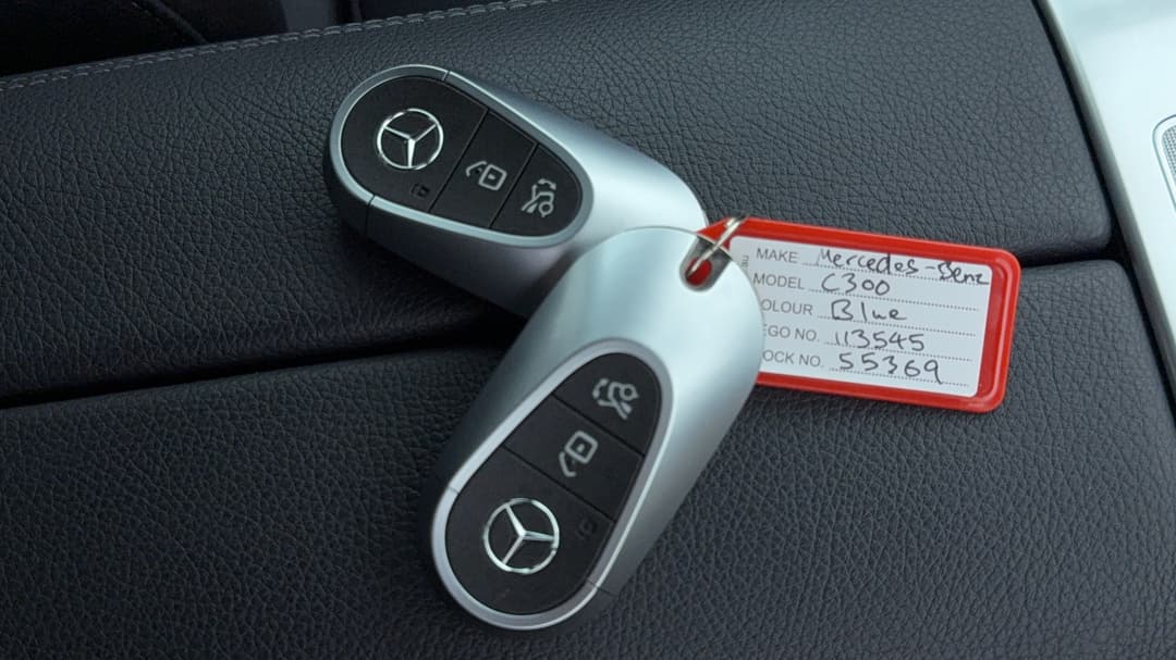 2023 Mercedes-benz C300 Mhev, Automatic, 40004 km, Key Close-up