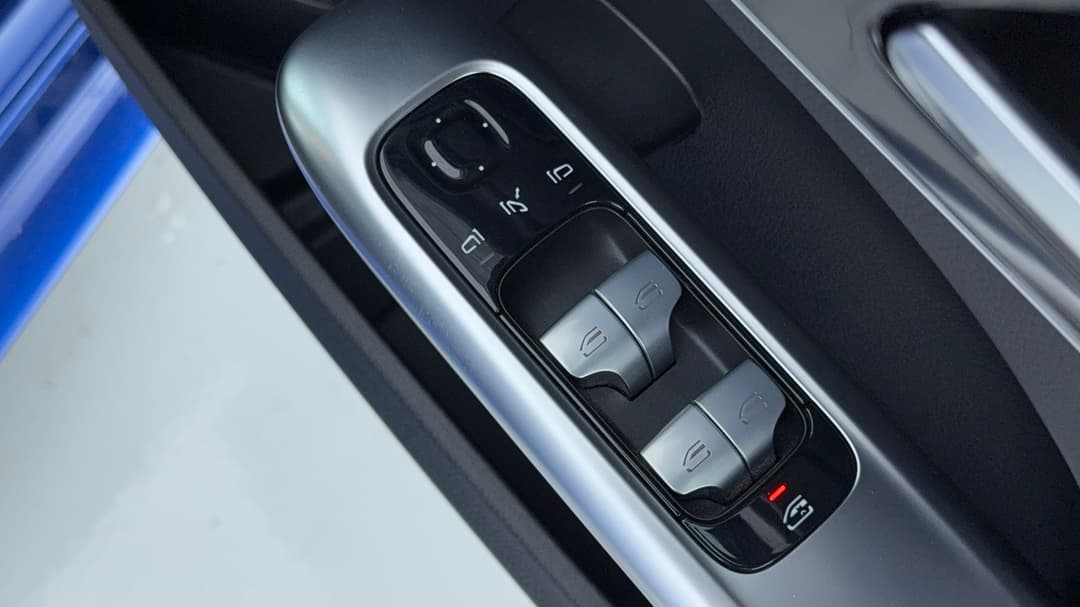 2023 Mercedes-benz C300 Mhev, Automatic, 40004 km, Drivers Side Door Panel Controls