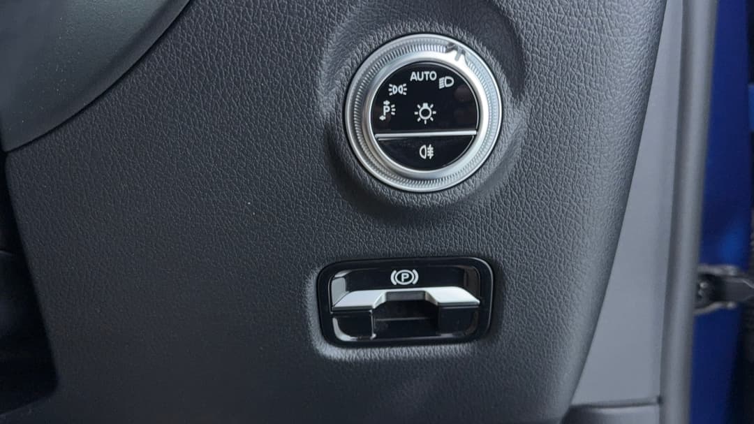 2023 Mercedes-benz C300 Mhev, Automatic, 40004 km, Utility Switches/Buttons