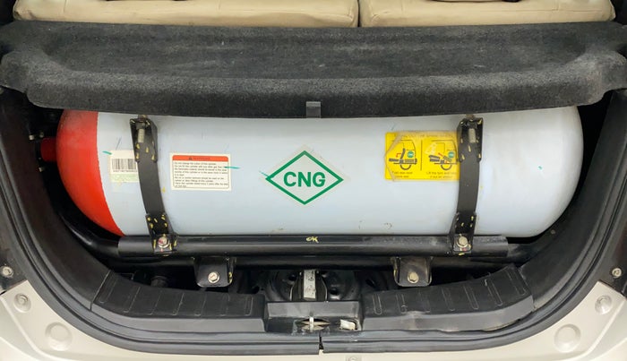 2018 Maruti Wagon R 1.0 LXI CNG, CNG, Manual, 99,606 km, Boot Inside