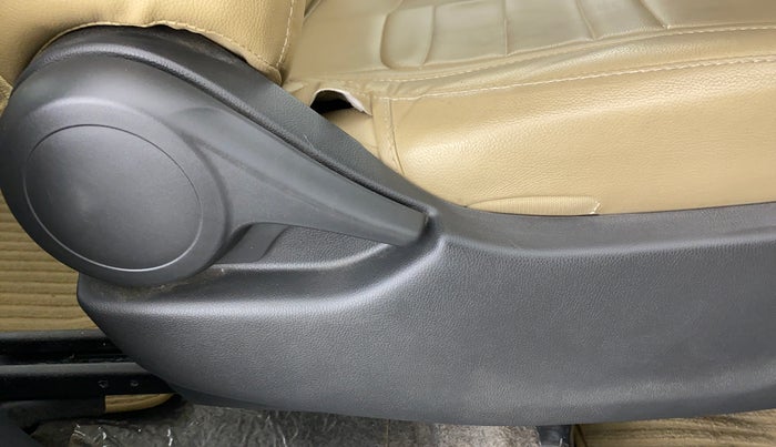 2019 Honda Amaze 1.2 EMT I VTEC, Petrol, Manual, 18,154 km, Driver Side Adjustment Panel