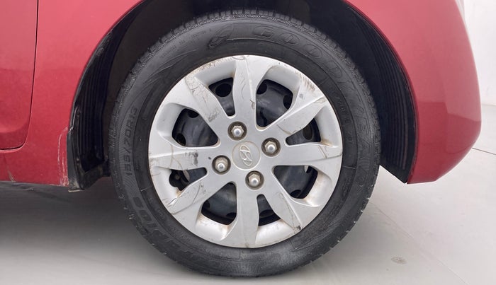 2016 Hyundai Eon MAGNA PLUS, Petrol, Manual, 68,949 km, Right Front Wheel