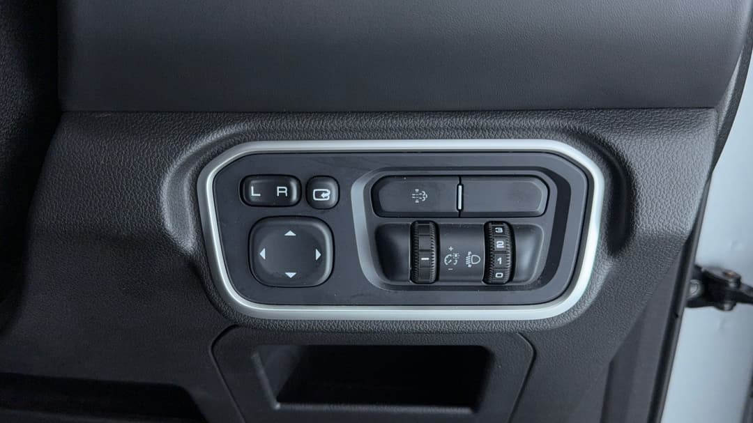 2021 GWM Ute Cannon-l (4x4), Automatic, 98773 km, Utility Switches/Buttons