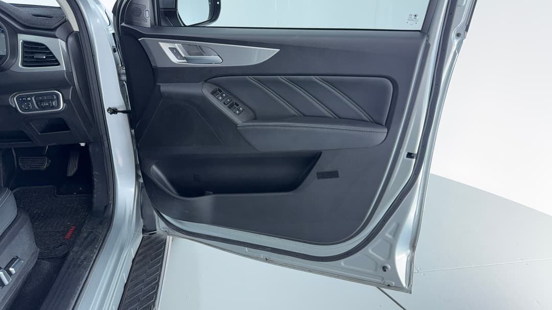 2021 GWM Ute Cannon-l (4x4), Automatic, 98773 km, Speaker View