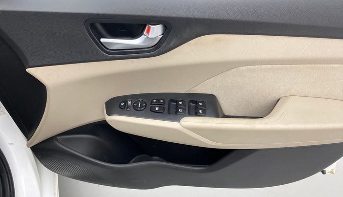 2020 Hyundai Verna 1.6 VTVT SX + AT, Petrol, Automatic, 69,924 km, Driver Side Door Panels Control