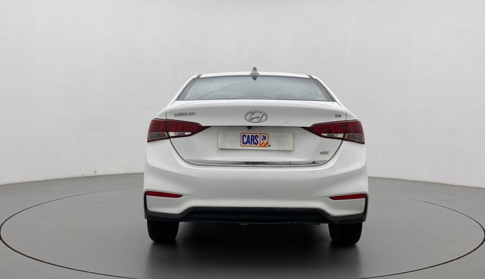 2020 Hyundai Verna 1.6 VTVT SX + AT, Petrol, Automatic, 69,924 km, Back/Rear