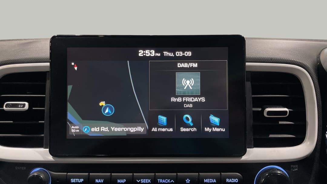 2022 Hyundai Venue Elite (black) Sunroof, Automatic, 67842 km, Infotainment System