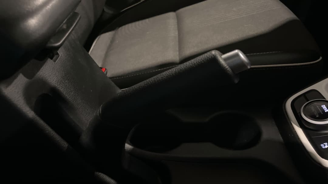 2022 Hyundai Venue Elite (black) Sunroof, Automatic, 67842 km, Handbrake
