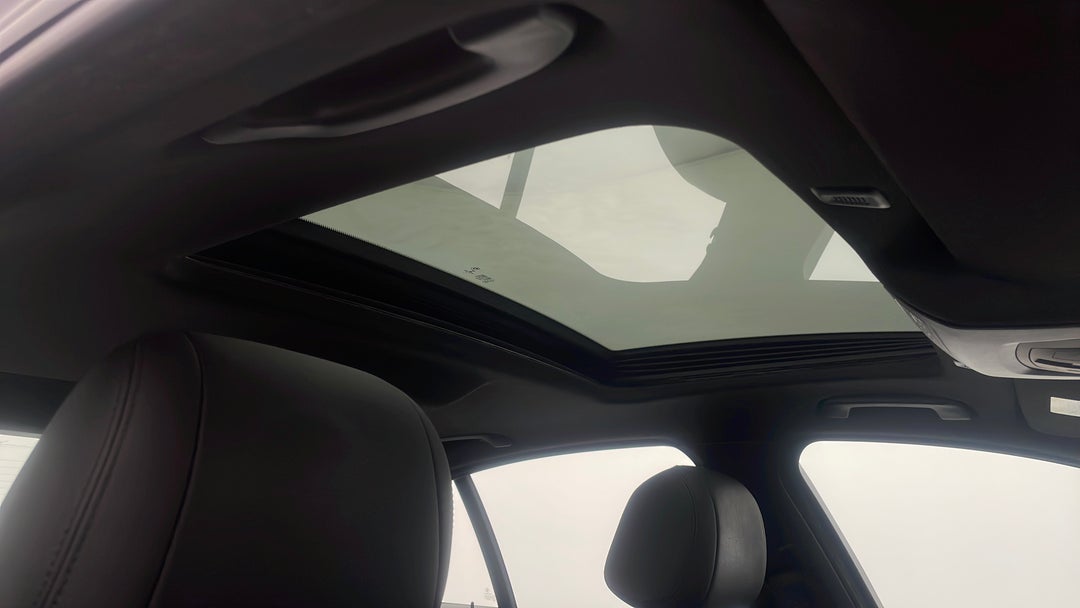Interior Sunroof/Moonroof