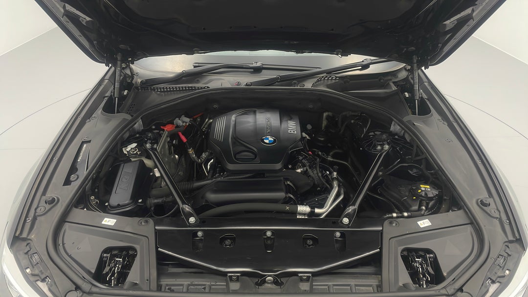 Open Bonnet (Engine)
