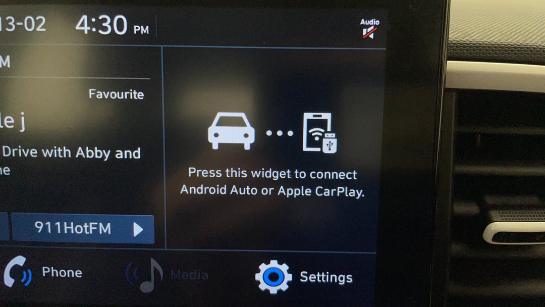 2022 Hyundai Venue Active, Automatic, 76010 km, Android/Apple Car Play