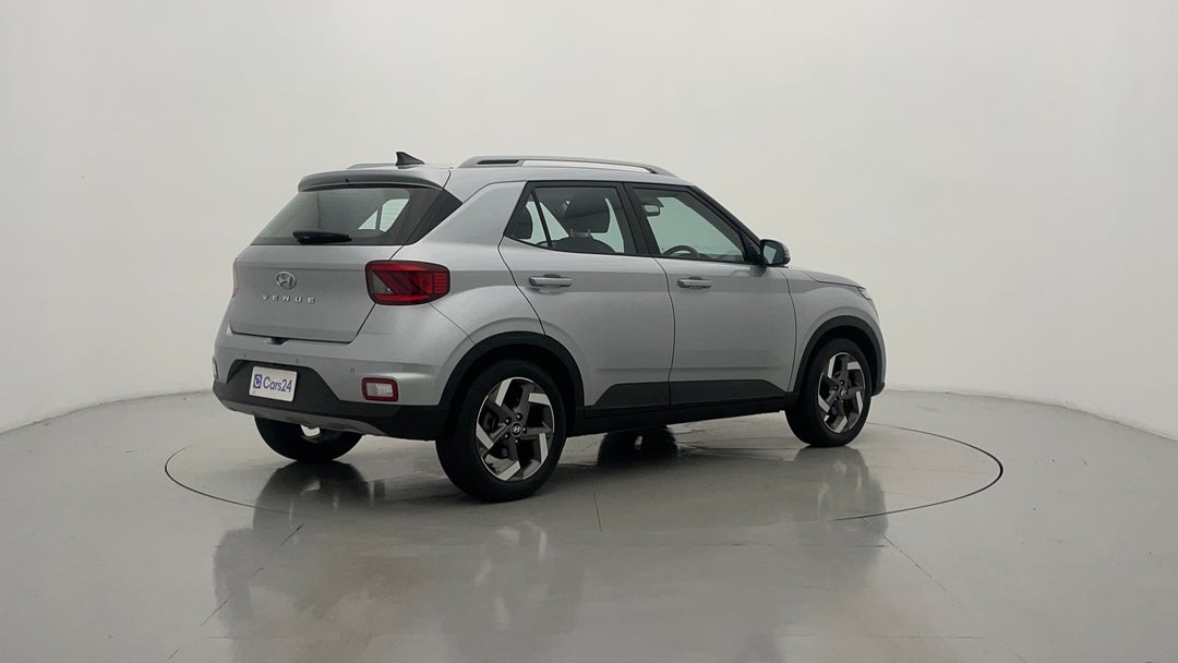 2022 Hyundai Venue Active, Automatic, 76010 km, Right Back Diagonal (45- Degree) View