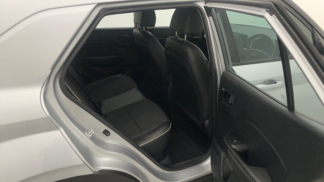 2022 Hyundai Venue Active, Automatic, 76010 km, Right Side Rear Door Cabin View