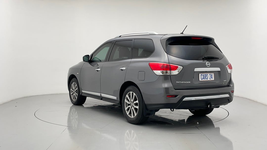 Left Back Diagonal (45- Degree) View