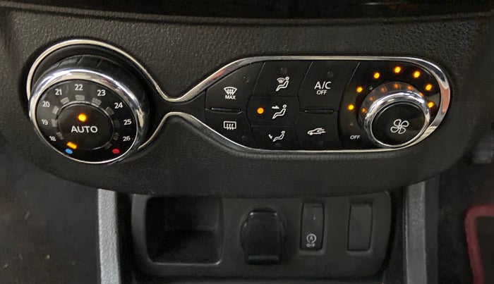 2020 Renault Duster RXZ 1.3 TURBO PETROL MT, Petrol, Manual, 1,05,595 km, AC Unit - Directional switch has minor damage