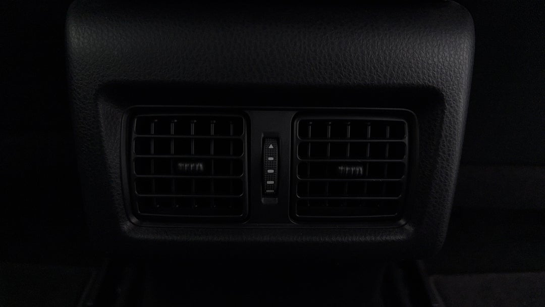 2024 Toyota Camry Ascent, Automatic, 39840 km, Rear A/C Vent