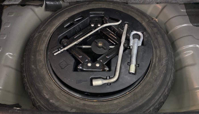 2018 Mahindra KUV 100 NXT K8 D 6 STR, Diesel, Manual, 55,751 km, Spare Tyre