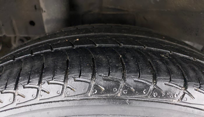 2018 Mahindra KUV 100 NXT K8 D 6 STR, Diesel, Manual, 55,751 km, Right Rear Tyre Tread