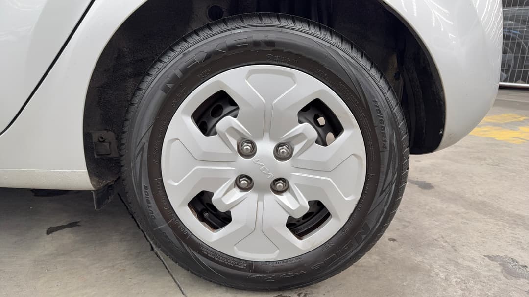2021 Kia Picanto S (pe), Automatic, 25063 km, Left Rear Wheel