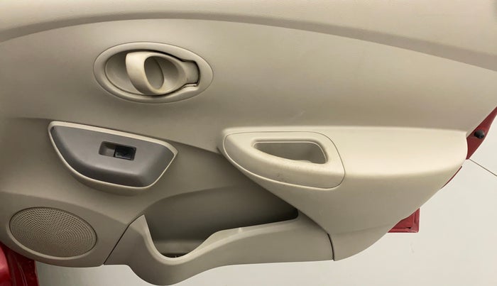 2015 Datsun Go Plus T, Petrol, Manual, 67,374 km, Driver Side Door Panels Control