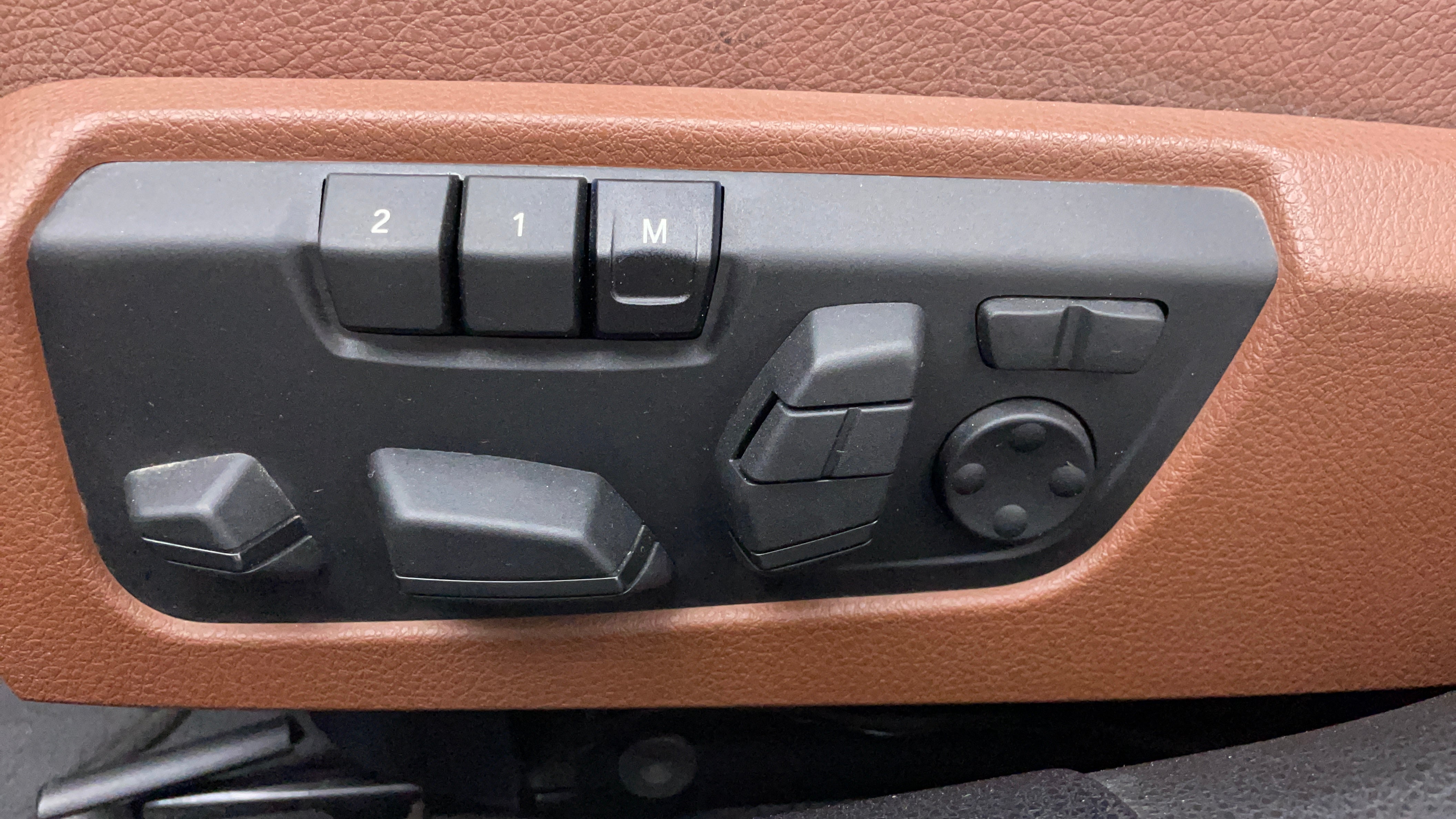 BMW 6 Series-Driver Side Adjustment Panel