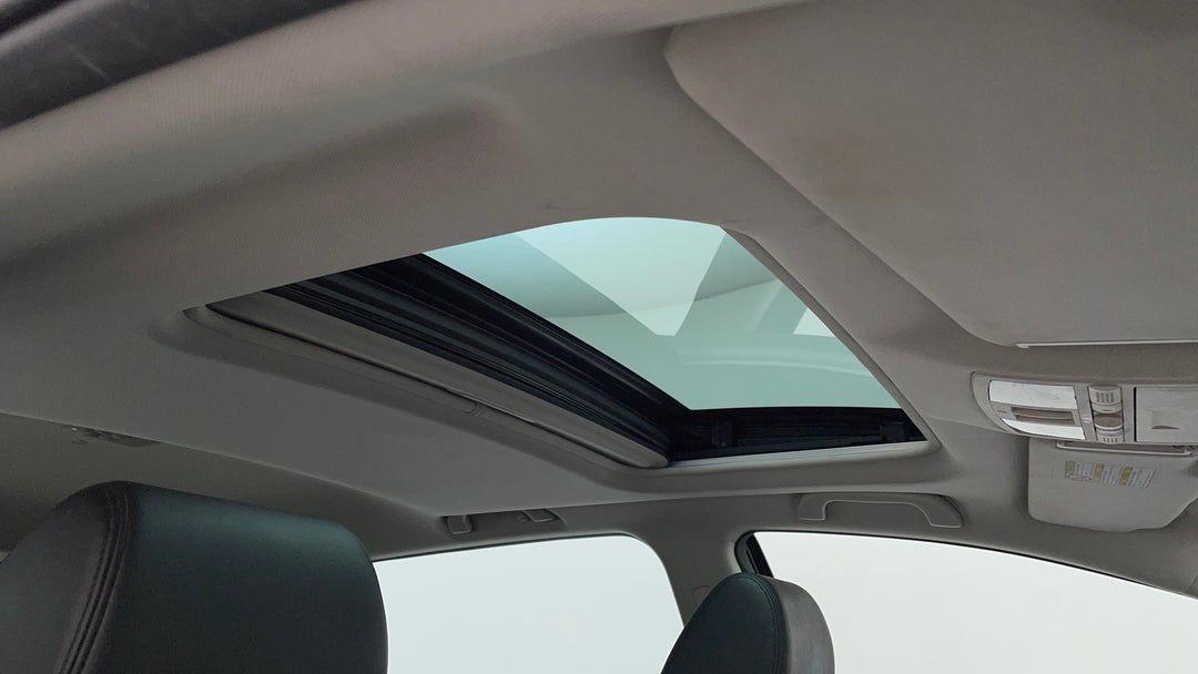 Interior Sunroof/Moonroof