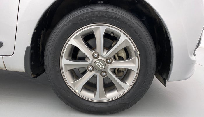 2016 Hyundai Grand i10 ASTA 1.2 (O) VTVT, Petrol, Manual, 39,995 km, Right Front Wheel