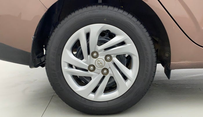 2022 Hyundai AURA S 1.2 CNG, CNG, Manual, 25,910 km, Right Rear Wheel