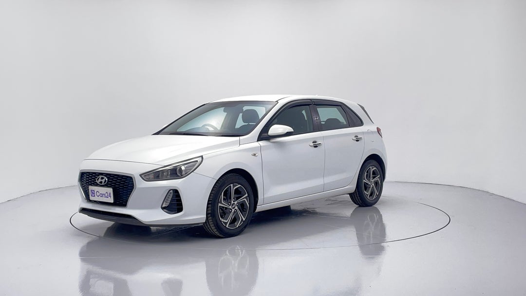 Left Front Diagonal (45- Degree) View