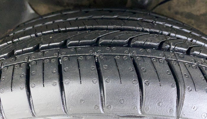 2017 Hyundai Creta 1.6 E + VTVT, Petrol, Manual, 81,119 km, Left Front Tyre Tread