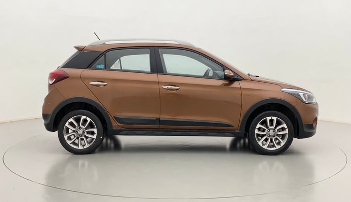 2017 Hyundai i20 Active 1.2 SX, Petrol, Manual, 22,310 km, Right Side View