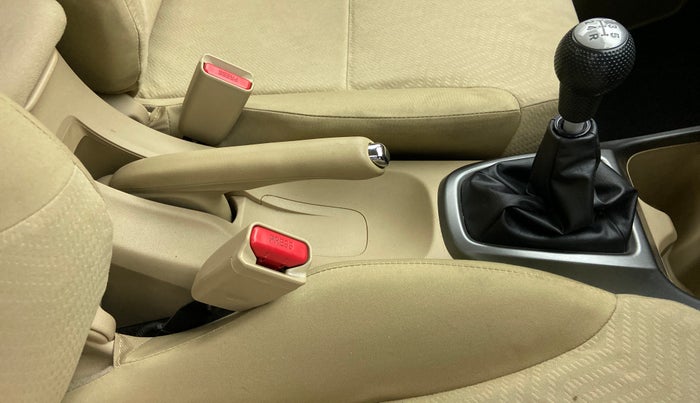 2013 Honda City 1.5L I-VTEC V MT, Petrol, Manual, 83,446 km, Gear Lever