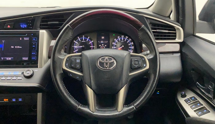 2018 Toyota Innova Crysta 2.7 VX 7 STR, Petrol, Manual, 1,34,798 km, Steering Wheel Close Up