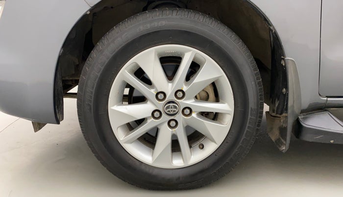 2018 Toyota Innova Crysta 2.7 VX 7 STR, Petrol, Manual, 1,34,798 km, Left Front Wheel