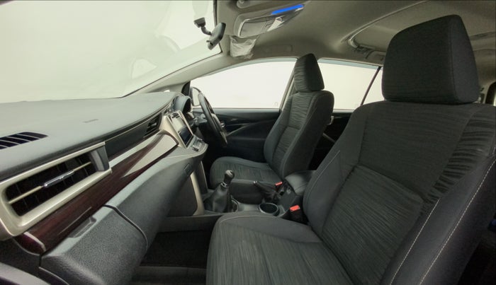 2018 Toyota Innova Crysta 2.7 VX 7 STR, Petrol, Manual, 1,34,798 km, Right Side Front Door Cabin