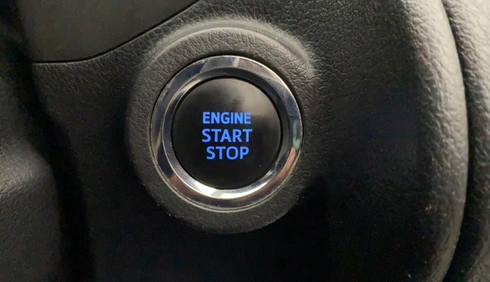 2018 Toyota Innova Crysta 2.7 VX 7 STR, Petrol, Manual, 1,34,798 km, Keyless Start/ Stop Button