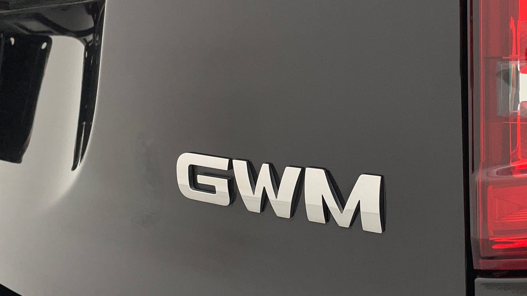 Badge (Boot Right Side)