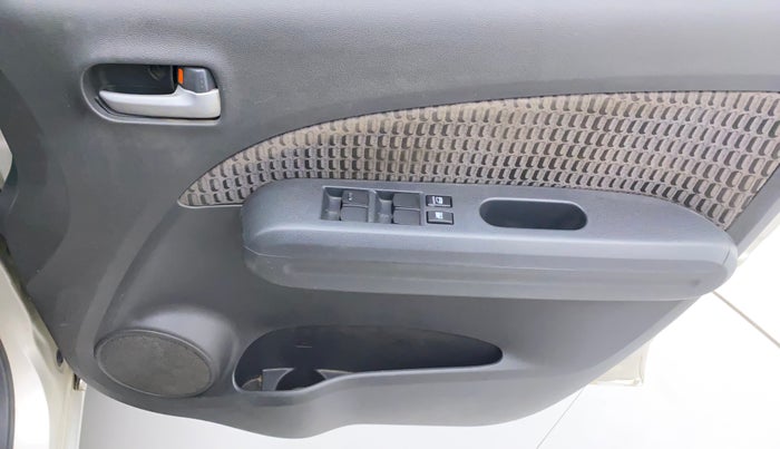 2013 Maruti Ritz VDI, Diesel, Manual, 1,06,889 km, Driver Side Door Panels Control