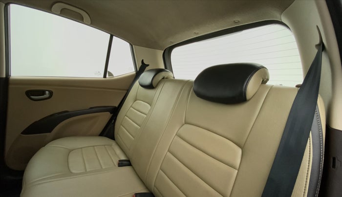 2010 Hyundai i10 SPORTZ 1.2, Petrol, Manual, 63,128 km, Right Side Rear Door Cabin