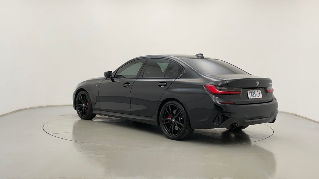 Left Back Diagonal (45- Degree) View