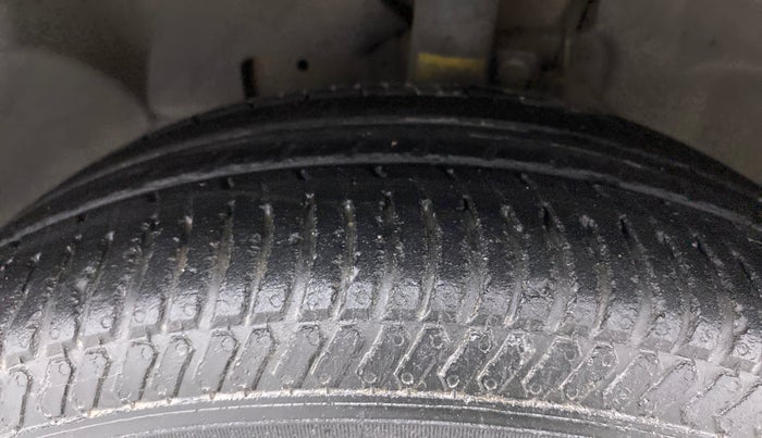 2018 Ford Ecosport 1.5TITANIUM TDCI, Diesel, Manual, 75,397 km, Left Front Tyre Tread