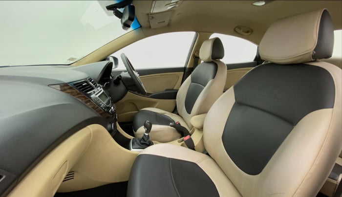 2014 Hyundai Verna FLUIDIC 1.6 EX CRDI, Diesel, Manual, 73,018 km, Right Side Front Door Cabin