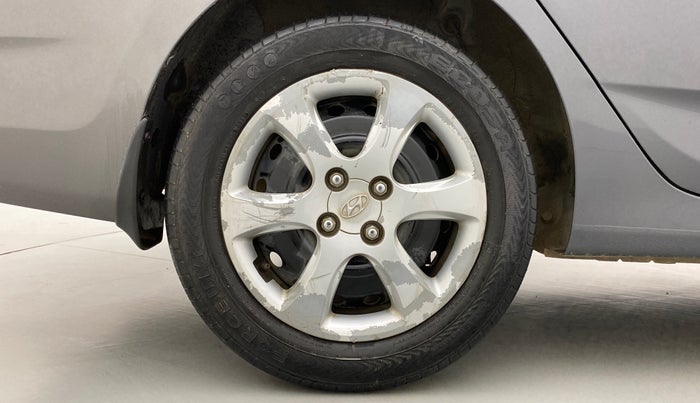 2014 Hyundai Verna FLUIDIC 1.6 EX CRDI, Diesel, Manual, 73,018 km, Right Rear Wheel