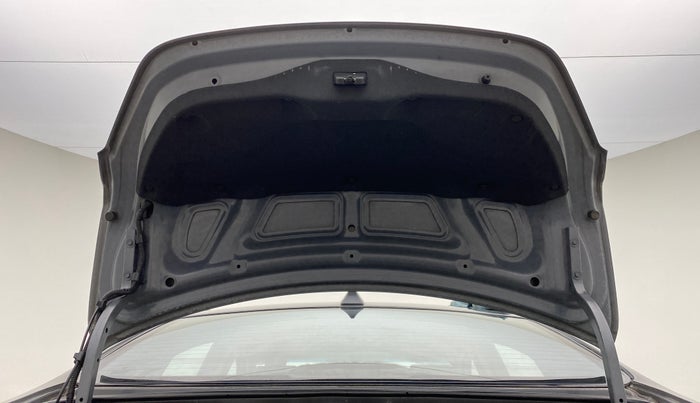2014 Hyundai Verna FLUIDIC 1.6 EX CRDI, Diesel, Manual, 73,018 km, Boot Door Open